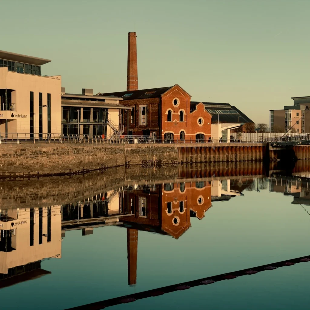 Swansea History: From Medieval Settlement to a Modern Welsh City Explore Swansea history